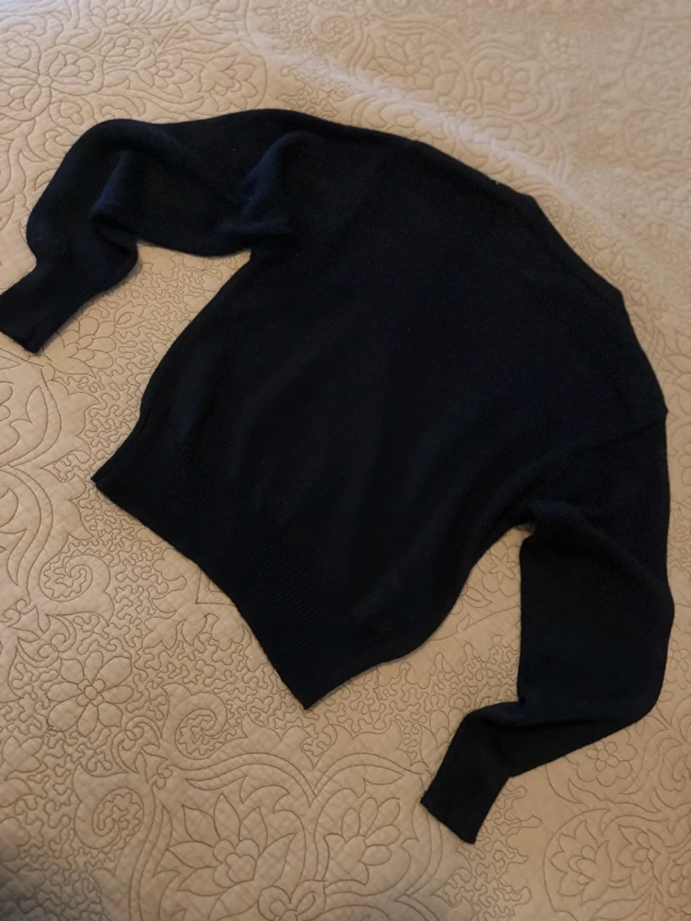 Vintage JH Collectibles Floral Embroidered Black Cardigan Sweater Cottagecore S